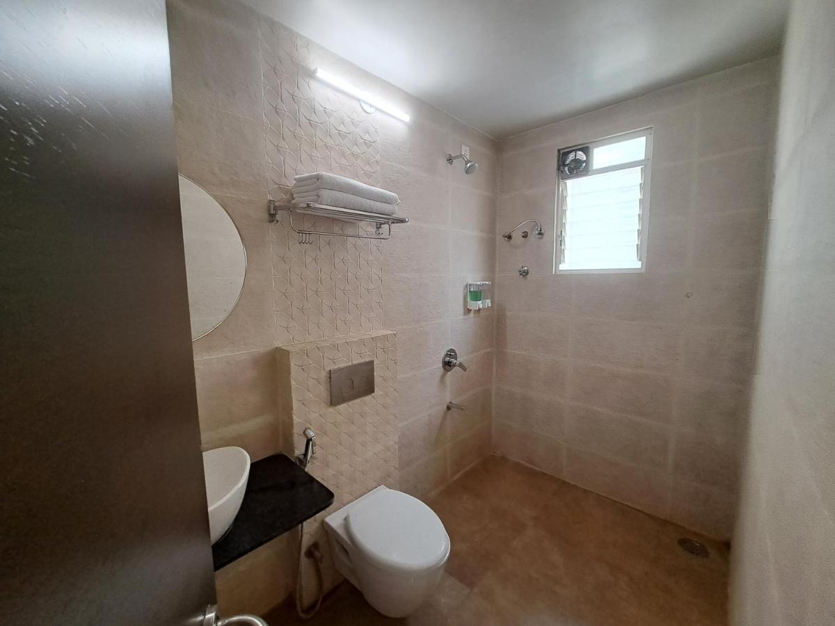 Bouquet Residency Hotel Nashik Eksteriør billede