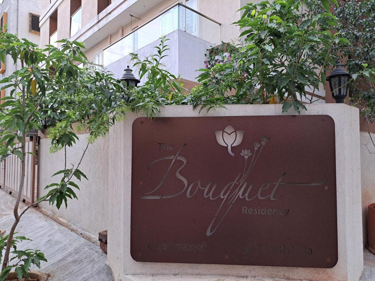 Bouquet Residency Hotel Nashik Eksteriør billede