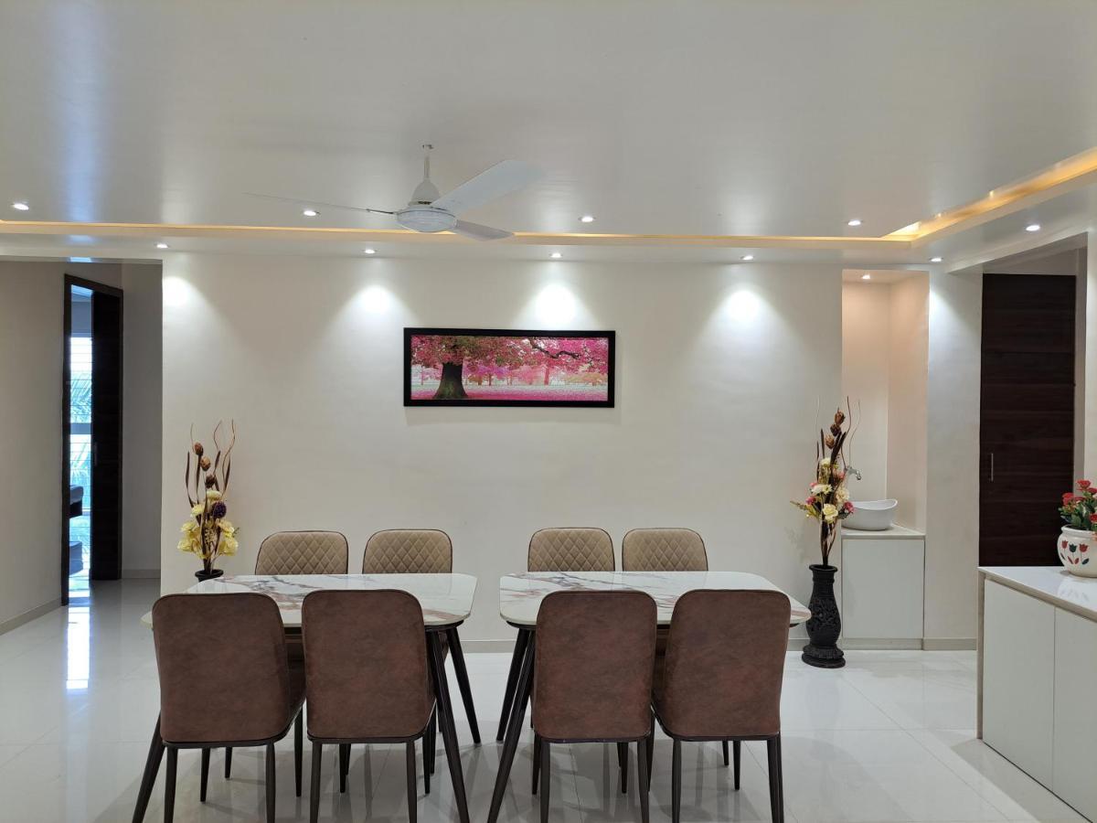 Bouquet Residency Hotel Nashik Eksteriør billede